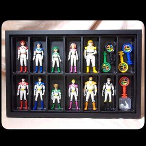 VOLTRON PILOT FIGURES+SVEN Collectors Set in New Display Case-Panosh Place-Matty